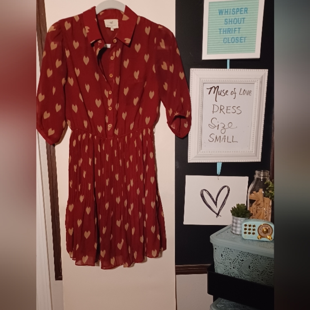 ❤️ MUSE OF LOVE: Burgundy/Red Dress with Tan Hearts & 3/4 Sleeves
